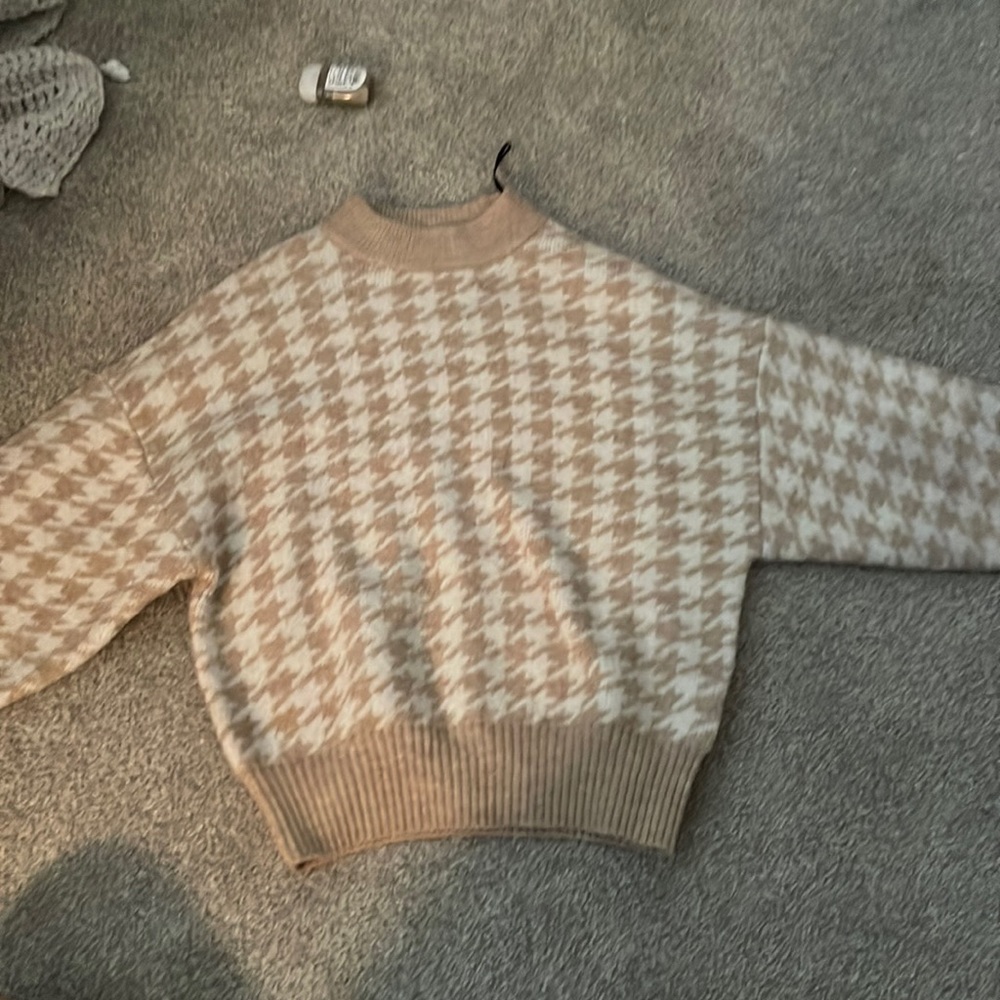 This is a very cute and warm sweater